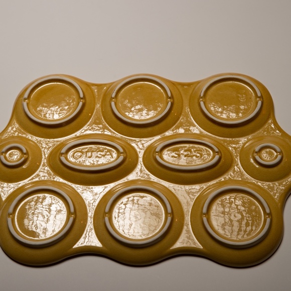 Midcentury Yellow Ceramic Condiment Platter - Picture 9 of 13